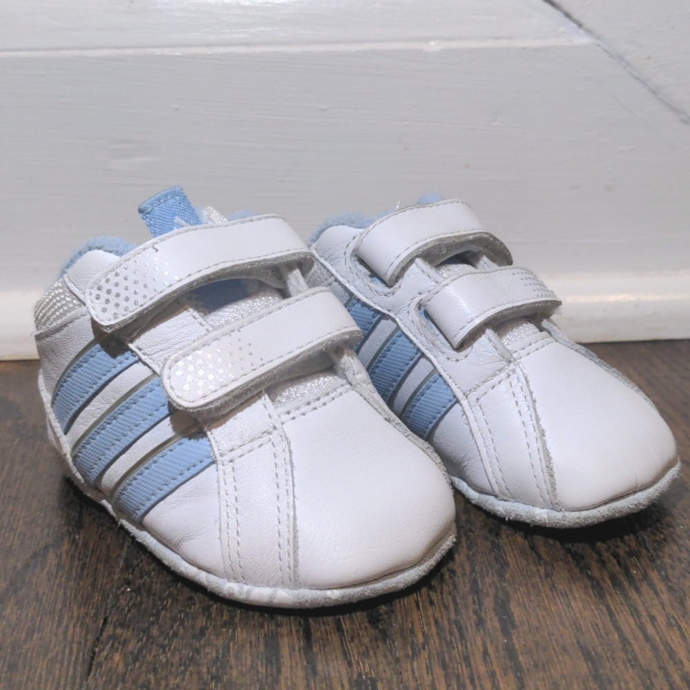 Adidas Size 1K Infant Shoes (lightly used)